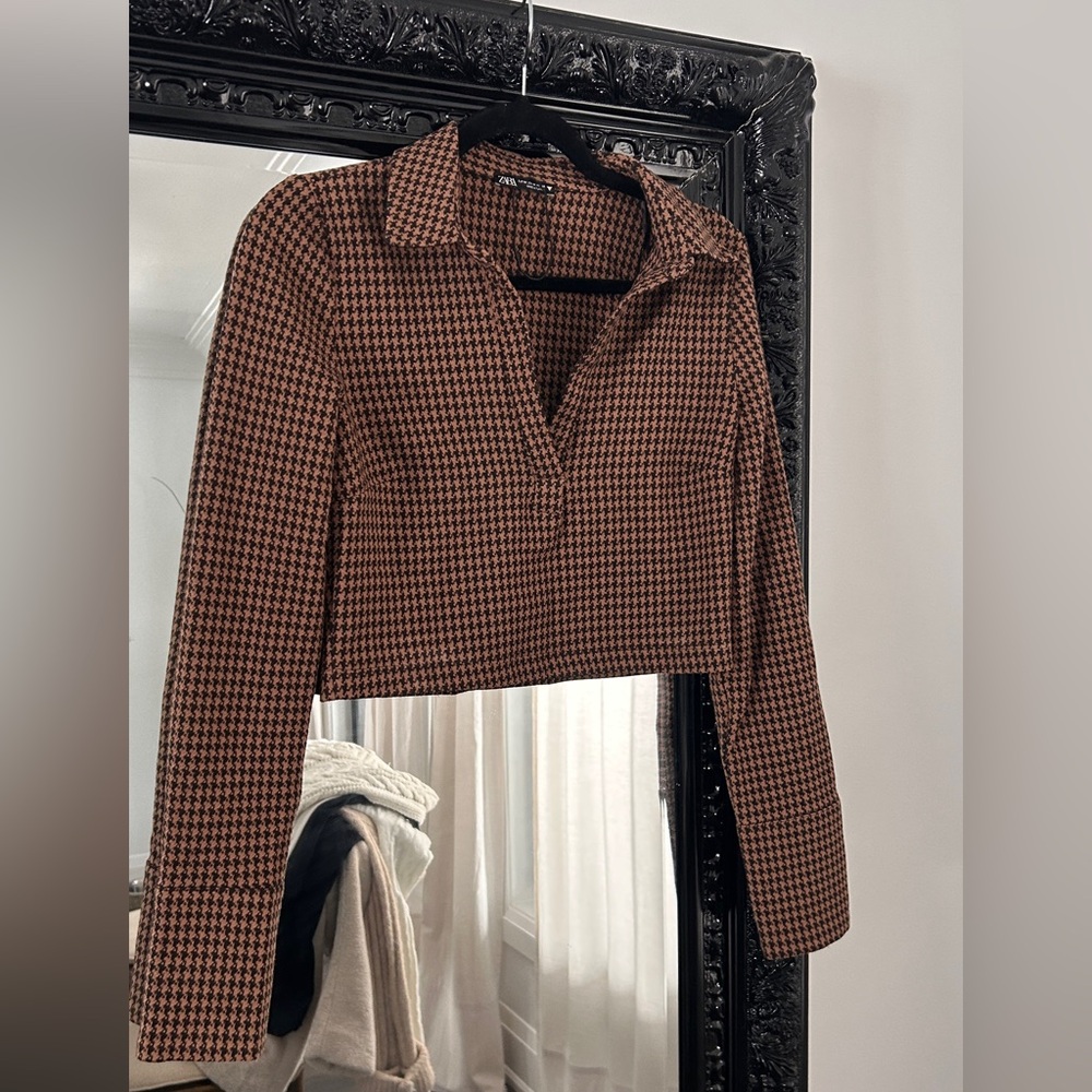 Collared Cropped Long Sleeve